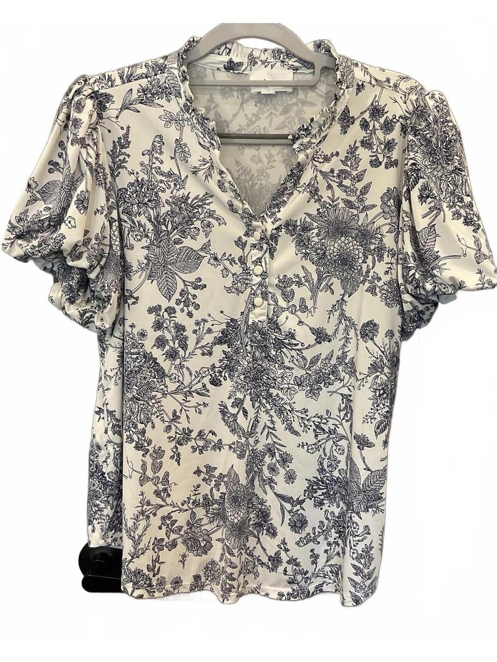 FYVE Womens Short Sleeve V Neck White/blue Blouse Size L